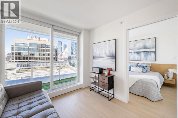 1902 777 Richards Street, Vancouver, BC V6B0M6 Photo 4