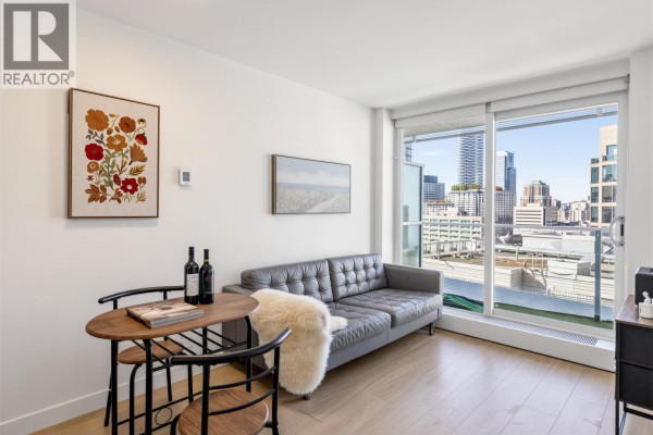 1902 777 Richards Street, Vancouver, BC V6B0M6 Photo 5