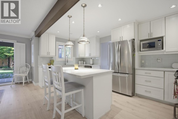 19026 117b Avenue, Pitt Meadows, BC V3Y1Y1 Photo 3