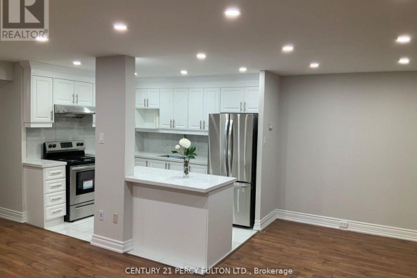 Bedroom 2 - 1904 - 10 Sunny Glen Way, Toronto, ON M3C2Z3 Photo 2