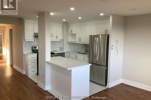 Bedroom 3 - 1904 - 10 Sunny Glen Way, Toronto, ON M3C2Z3 Photo 3