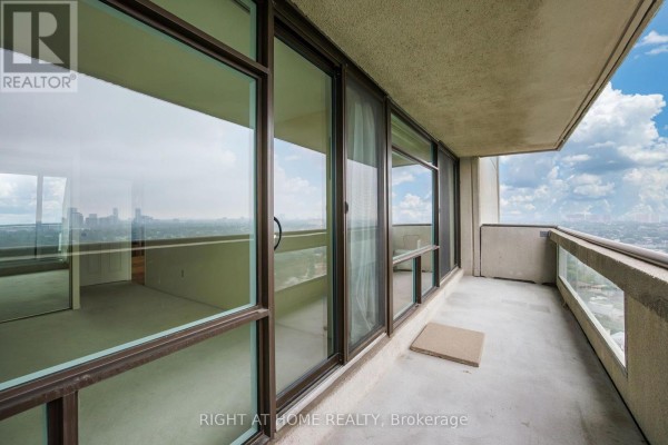 Bedroom - 1904 - 1555 Finch Avenue E, Toronto, ON M2J4X9 Photo 5