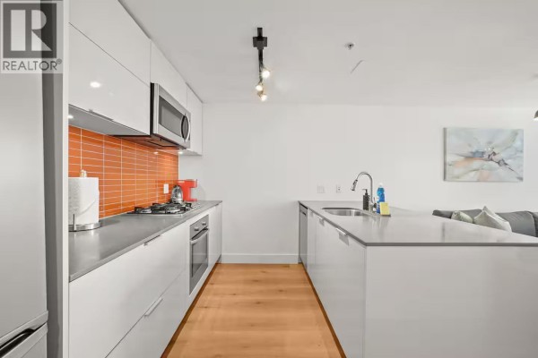 1904 128 W Cordova Street, Vancouver, BC V6B0E6 Photo 5