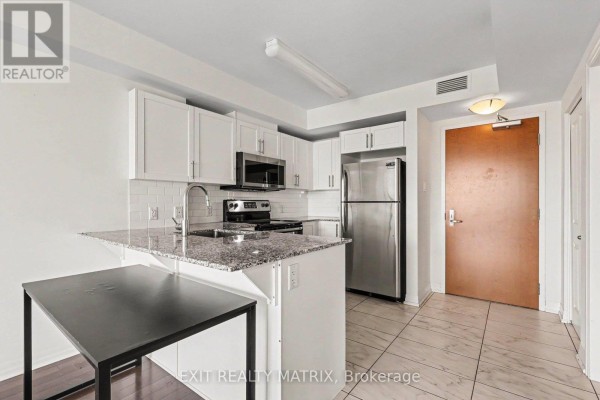 1905 - 195 Besserer Street, Ottawa, ON K1N0B6 Photo 5