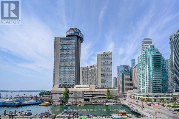 Kitchen - 1906 - 15 Queens Quay E, Toronto, ON M5E0C5 Photo 3