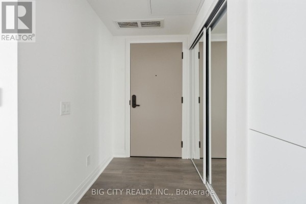 Dining room - 1906 - 25 Frederick Todd Way, Toronto, ON M4G0E8 Photo 2