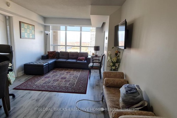 Bedroom - 1906 - 4090 Living Arts Drive, Mississauga, ON L5B4M8 Photo 4