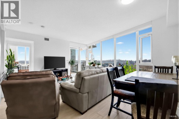 1906 1401 Hunter Street, North Vancouver, BC V7J0E2 Photo 4