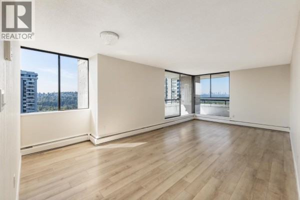 1906 3771 Bartlett Court, Burnaby, BC V3J7G8 Photo 5