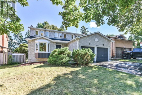 1906 Stoneybrook Court, Mississauga, ON, photo 3
