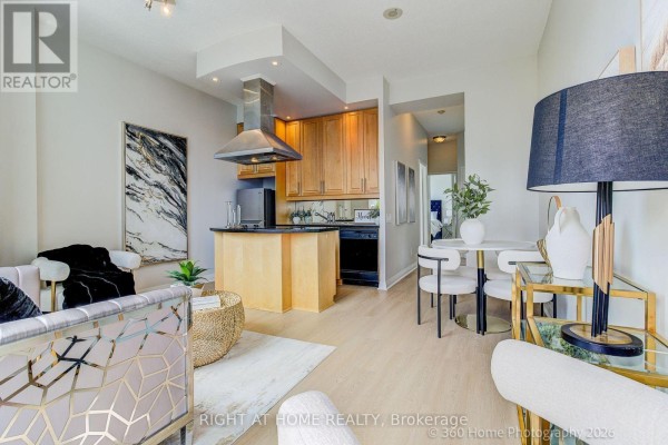 Primary Bedroom - 1907 - 1121 Bay Street, Toronto, ON M5S3L9 Photo 4