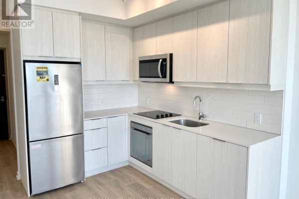 Kitchen - 1907 - 32 Forest Manor Road, Toronto, ON M2J0H2 Photo 3