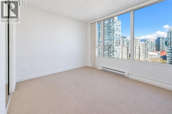 1907 1067 Marinaside Crescent, Vancouver, BC V6Z3A4 Photo 5