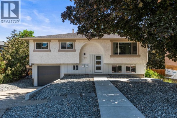 Full bathroom - 1907 19 Street, Vernon, BC V1T8E6 Photo 4