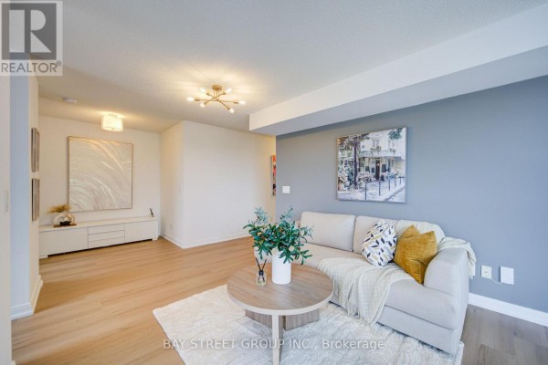 1908 - 151 Village Green Square, Toronto, ON M1S0K5 Photo 5