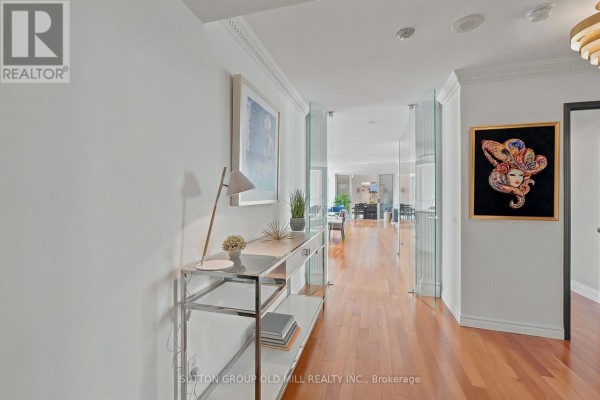 Dining room - 1908 - 2285 Lake Shore Boulevard W, Toronto, ON M8V3X9 Photo 3