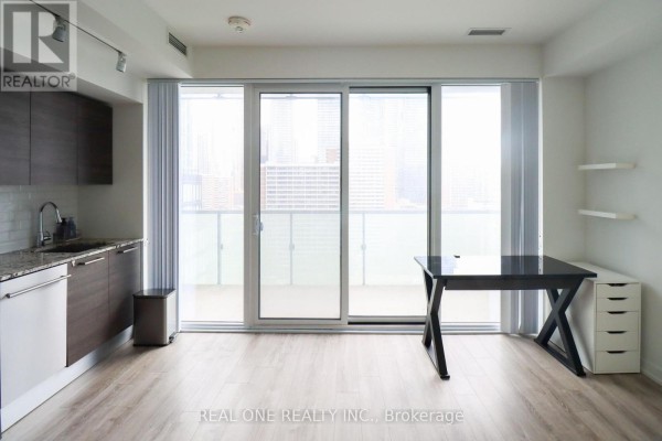 Bathroom - 1908 - 28 Wellesley Street E, Toronto, ON M4Y0C4 Photo 5