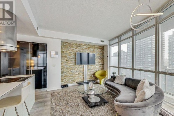 Dining room - 1908 - 38 Dan Leckie Way, Toronto, ON M5V2V6 Photo 4