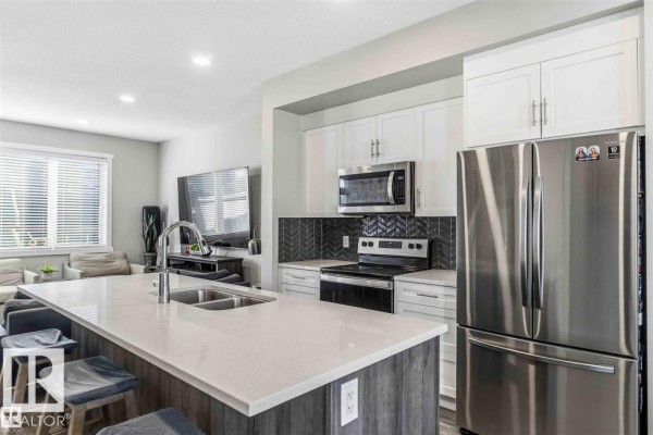 1908 25 St Nw, Edmonton, AB, photo 3