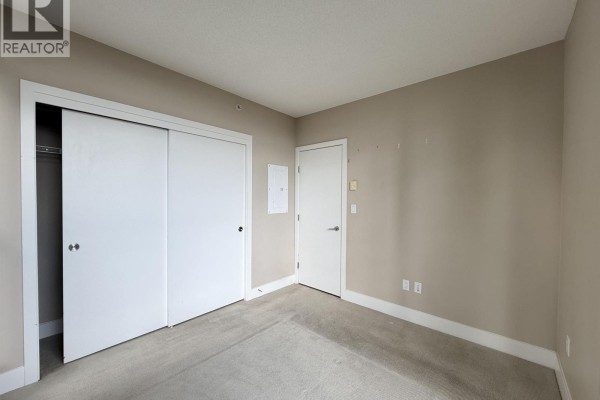 1908 3008 Glen Drive, Coquitlam, BC V3B0J5 Photo 3