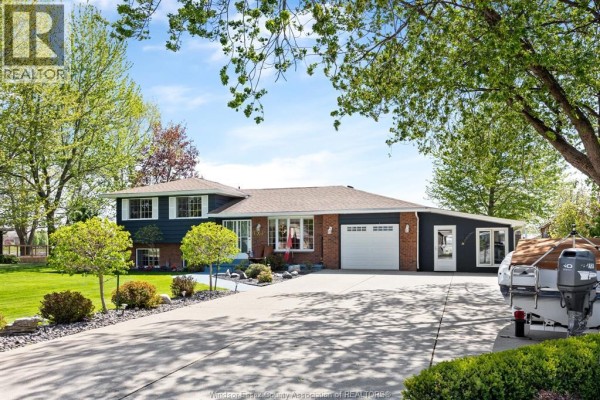 4pc Ensuite bath - 19085 Blue Water Avenue, Lakeshore, ON N0P2L0 Photo 2