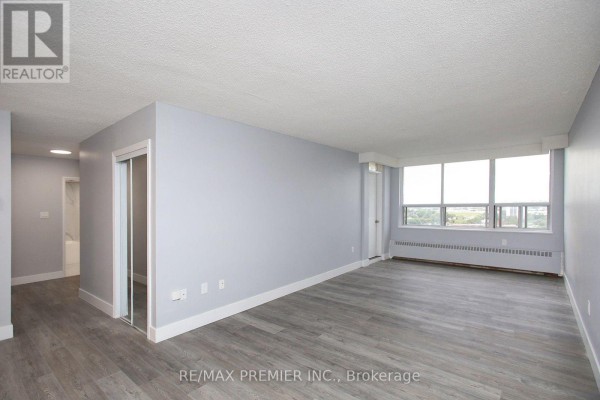 Primary Bedroom - 1909 - 390 Dixon Road, Toronto, ON M9R1T4 Photo 4