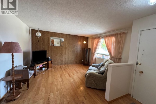 Bedroom - 1909 7th Avenue E, Regina, SK S4N4M7 Photo 4