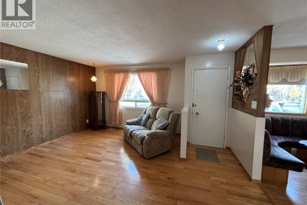 Bedroom - 1909 7th Avenue E, Regina, SK S4N4M7 Photo 5
