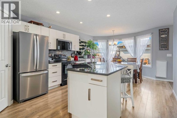 191 Cranford Crescent Se, Calgary, AB, photo 3