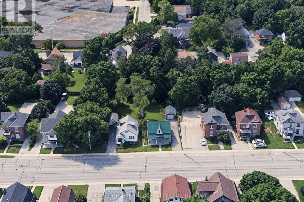 191 Dunlop Street W, Barrie, ON L4N1B6 Photo 5