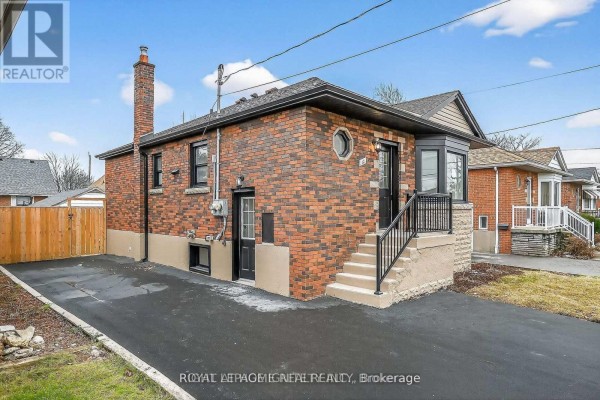 Kitchen - 191 East 32nd Street, Hamilton, ON L8V3S1 Photo 3