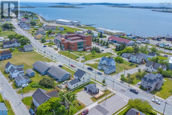 191 Main Street, Yarmouth, NS, photo 2