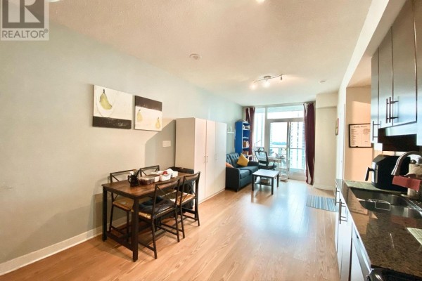 Kitchen - 1911 - 33 Bay Street, Toronto, ON M5J2Z3 Photo 2