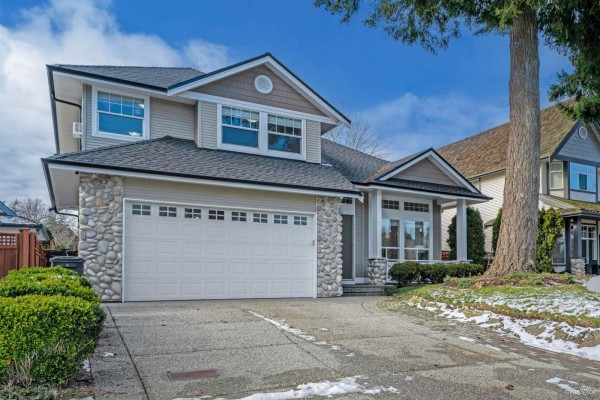 1911 140a Street, Surrey, BC V4A7Z9 Photo 3