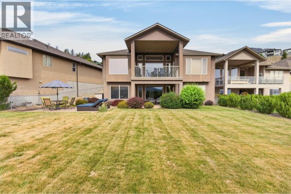 Living room - 1911 Cornerstone Drive, West Kelowna, BC V4T2Y3 Photo 4
