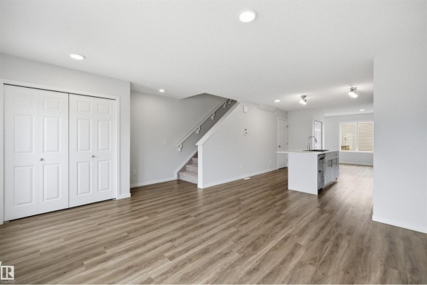 Primary Bedroom - 19112 22 Av Nw, Edmonton, AB T6M1R1 Photo 4