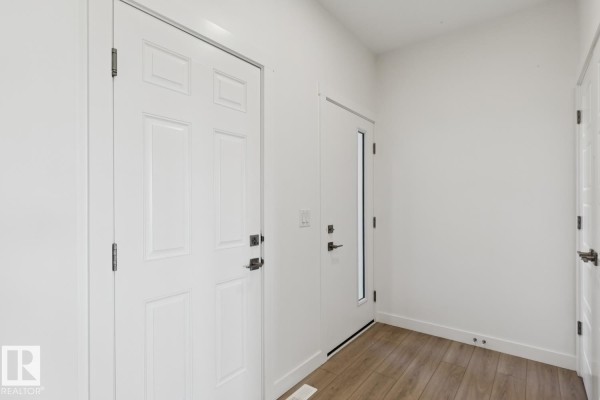 Primary Bedroom - 19123 20 Av Nw, Edmonton, AB T6M3E8 Photo 4