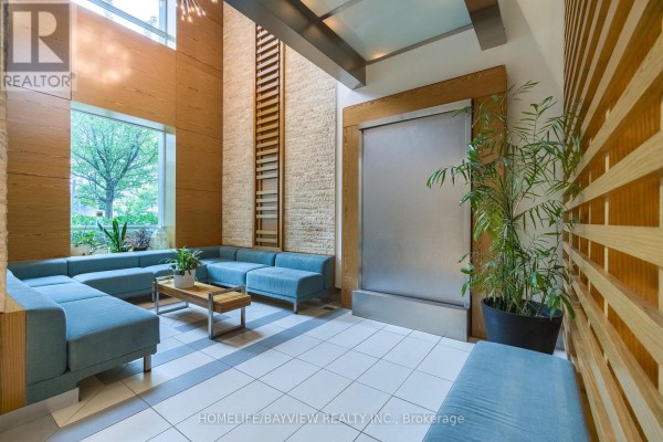 Living room - 1913 - 155 Legion Road N, Toronto, ON M8Y0A7 Photo 2