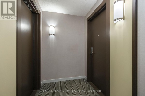 Dining room - 1913 - 155 Legion Road N, Toronto, ON M8Y0A7 Photo 3