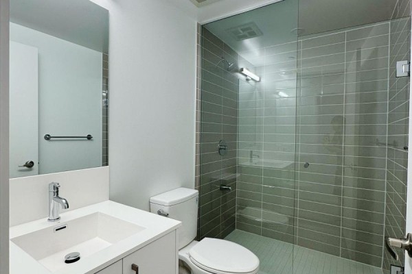Primary Bedroom - 1915 - 4010 Eglinton Avenue W, Toronto, ON M9A0G5 Photo 4