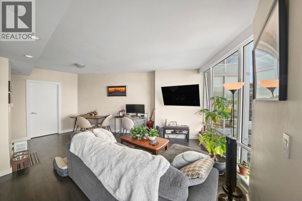 1915 1618 Quebec Street, Vancouver, BC V6A0C5 Photo 4