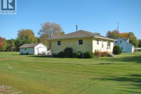 Laundry room - 19159 Tylee Street, Morpeth, ON N0P1X0 Photo 3