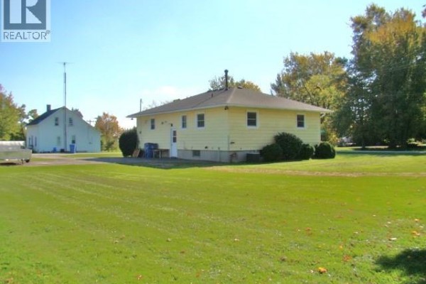 Bedroom - 19159 Tylee Street, Morpeth, ON N0P1X0 Photo 4