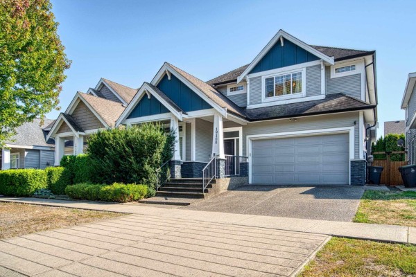 19160 69 Avenue, Surrey, BC V4N0A4 Photo 2