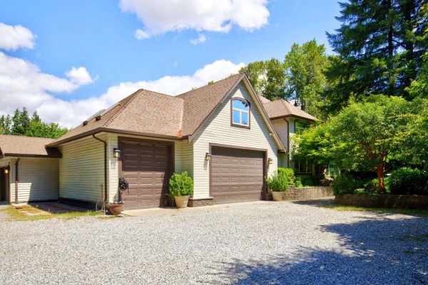 19185 90 Avenue, Surrey, BC V4N3X2 Photo 4