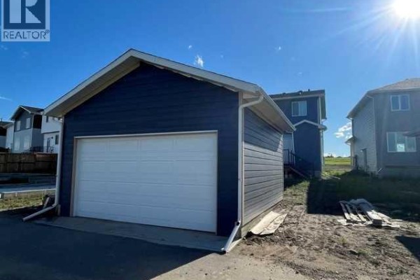 Bedroom - 1919 Mccaskill Drive, Crossfield, AB T0M0S0 Photo 5