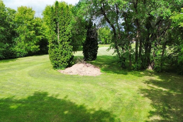 192 240 Road N, St Claude, MB R0G1Z0 Photo 4