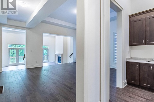 Family room - 192 Farrell Road, Vaughan, ON L6A0H9 Photo 5