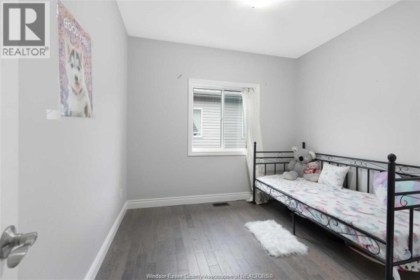 192 Lennox Avenue, Essex, ON N8M0A7 Photo 5
