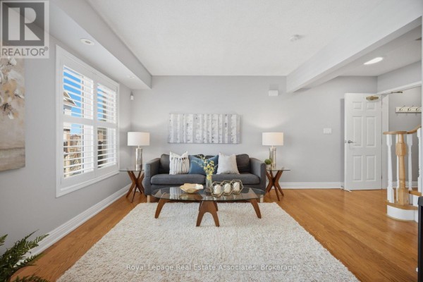 192 Louisbourg Way, Markham, ON, photo 3